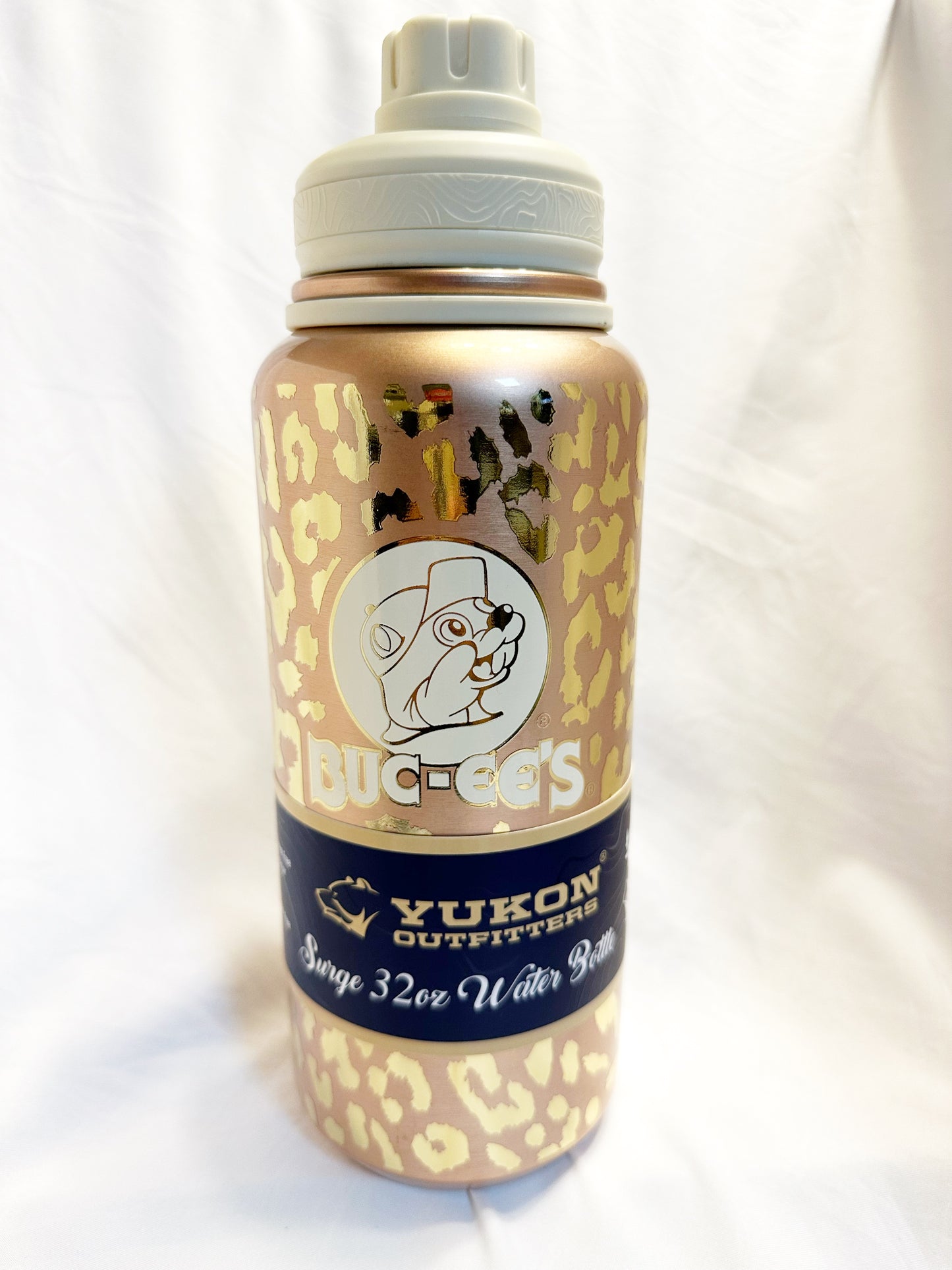 Yukon Outfitters - Buc-ees Surge 32oz Water Bottle